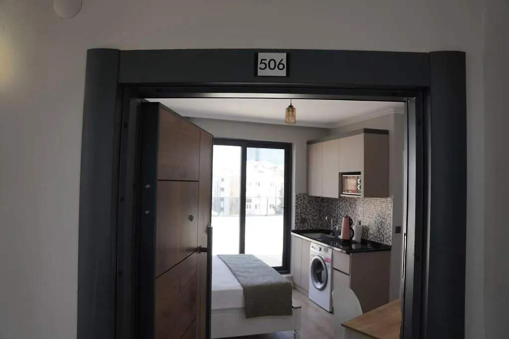 Royal Homes 506 Antalya 0*,